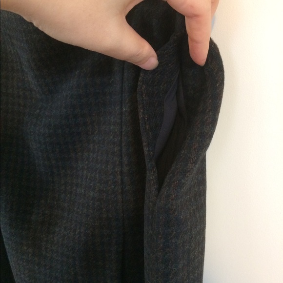 (NWT) Uniqlo | Wool Blend Wrap Mini Skirt - Picture 5 of 8